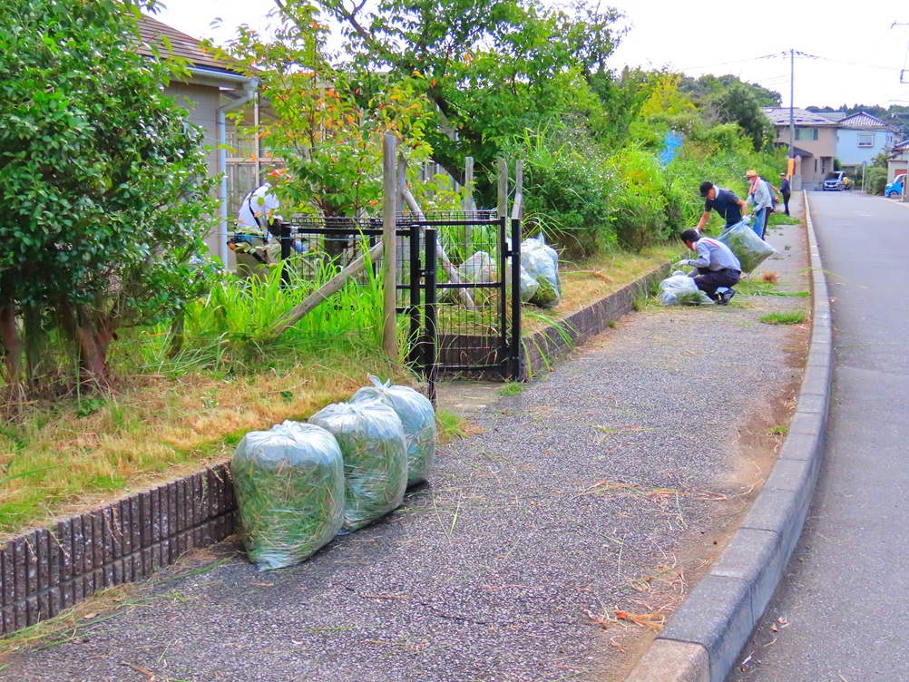 令和7年 臼井小草刈り作業04